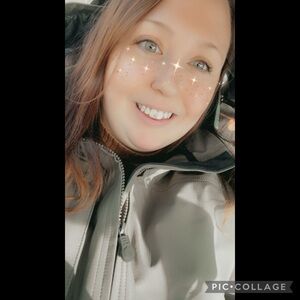 Meet your Posher, Karissa